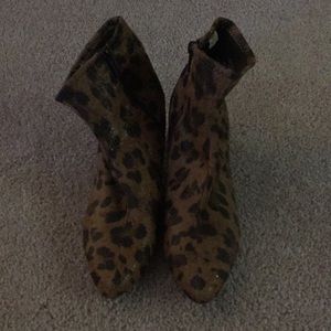 Leopard Stretch Ankle Booties